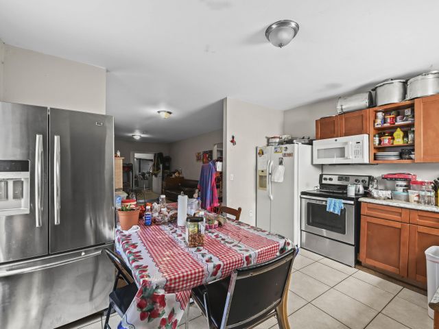 Home for sale at 610 32nd Street - photo 6637141