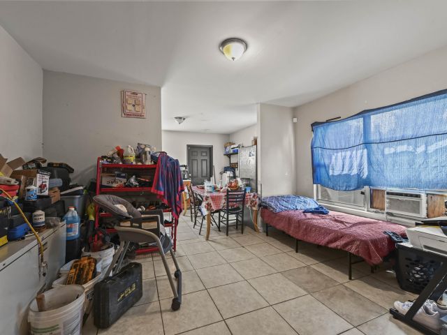 Home for sale at 610 32nd Street - photo 6637144