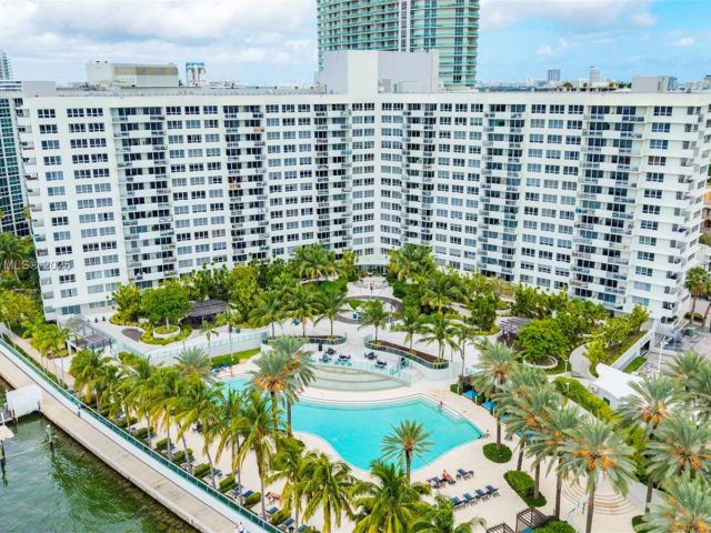 Apartment for sale  Unit #1122S - photo 6639827