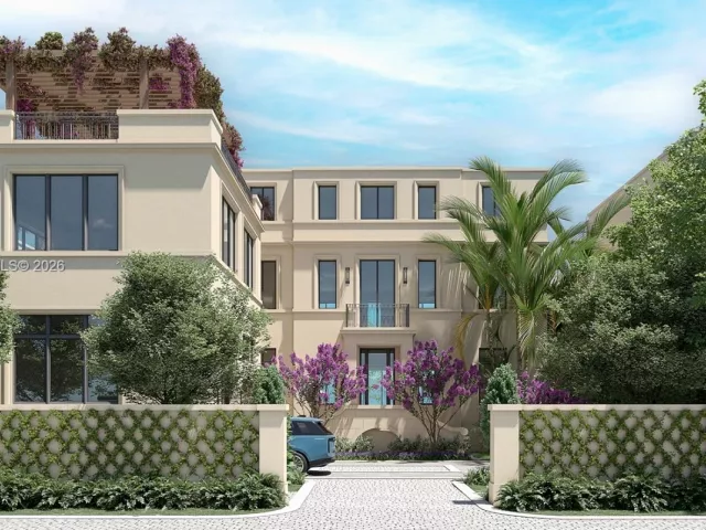 6-bedroom home for sale in Fisher Island - 1009 Fisher Island Drive - MondialRealty