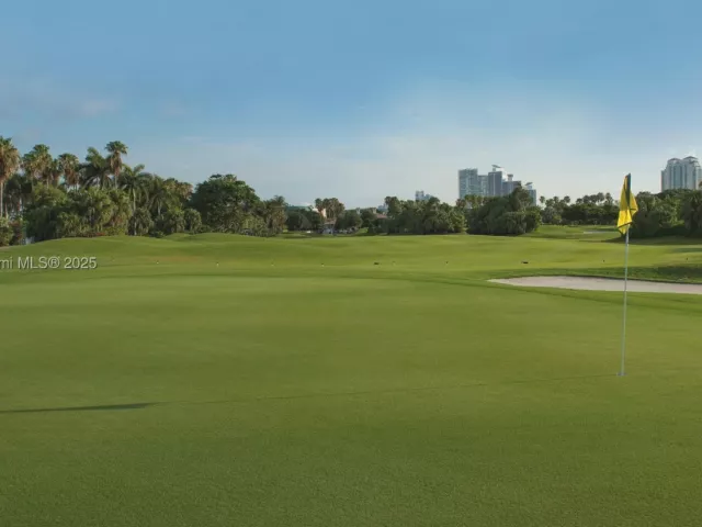 6-bedroom home for sale in Fisher Island - 1009 Fisher Island Drive - MondialRealty