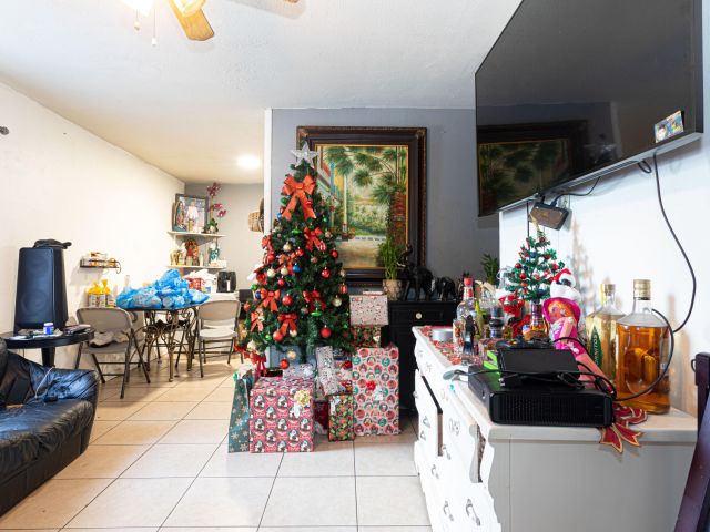 Home for sale at 1501 NE 3rd Avenue - photo 6639168