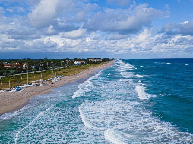 Home for sale at 1501 NE 3rd Avenue - photo 6639175