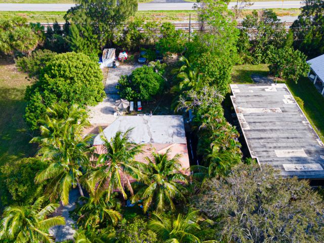 Home for sale at 1501 NE 3rd Avenue - photo 6639186