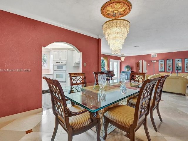 Home for rent at 1200 Hollywood Boulevard - photo 6644886