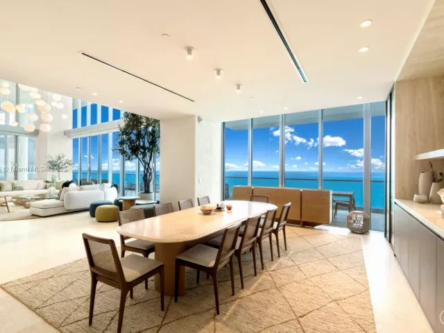 5-bedroom condo for sale in Sunny Isles Beach - 18501 Collins Ave 2301 - MondialRealty