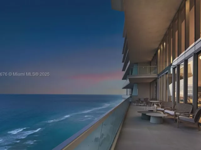 5-bedroom condo for sale in Sunny Isles Beach - 18501 Collins Ave 2301 - MondialRealty