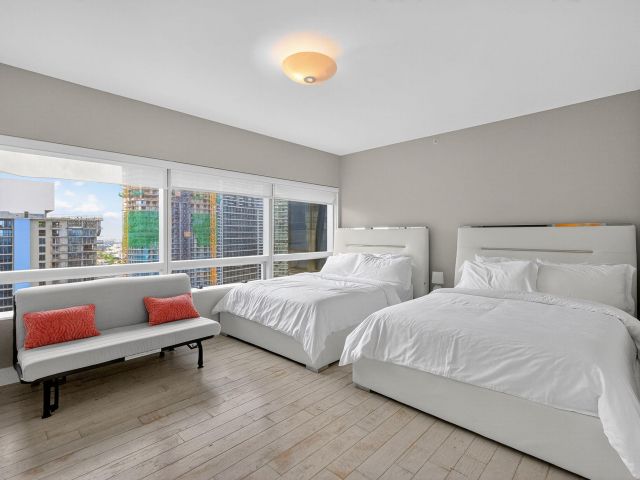 Apartment for sale  Unit #3401 - photo 6646262