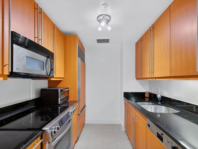 Apartment for sale  Unit #3401 - photo 6646265