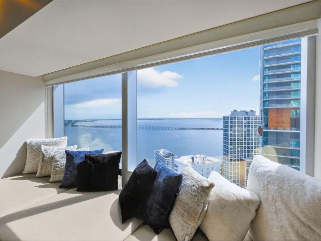 Apartment for sale  Unit #3401 - photo 6646280