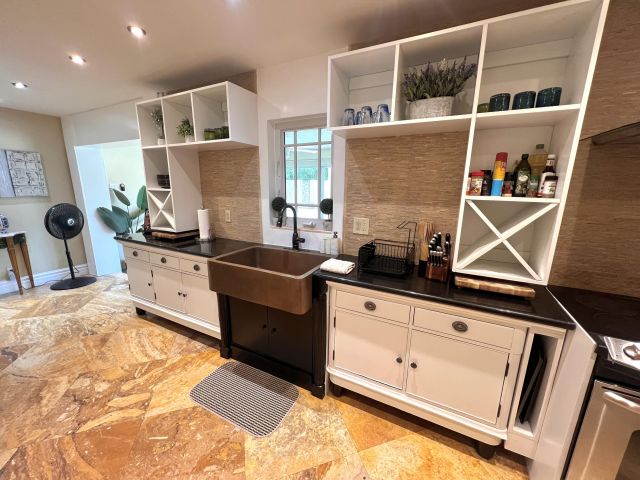 Home for sale at 902 S Swinton Avenue - photo 6657023