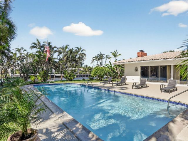 Home for sale at 2541 Middle River Drive - photo 6647295