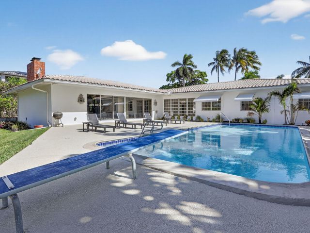 Home for sale at 2541 Middle River Drive - photo 6823828