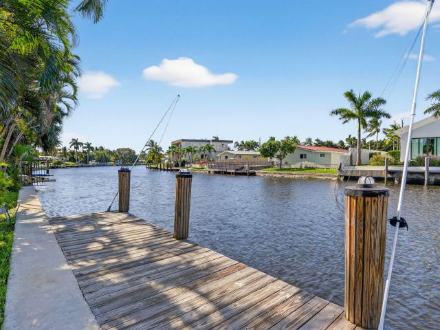 Home for sale at 2541 Middle River Drive - photo 6823830