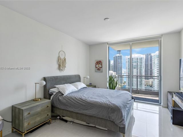 Apartment for sale  Unit #3012 - photo 6646807