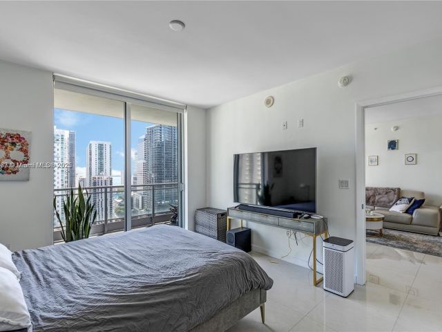 Apartment for sale  Unit #3012 - photo 6646808