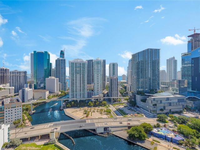 Apartment for sale  Unit #3012 - photo 6646818