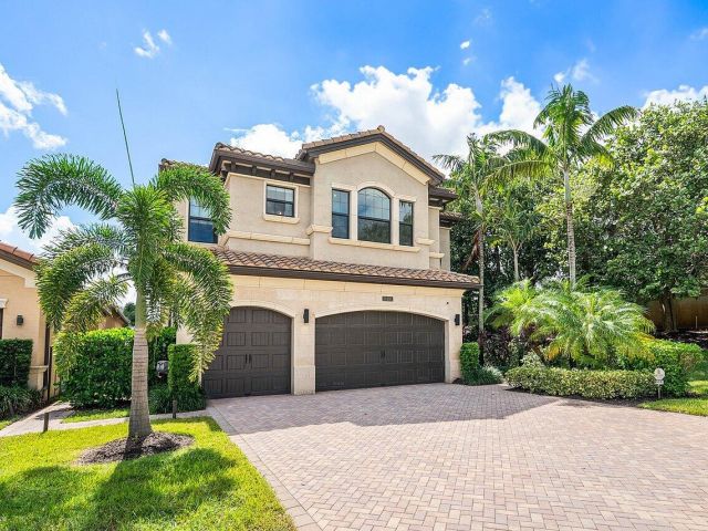 Home for sale at 16491 Gateway Bridge Drive - photo 6640858