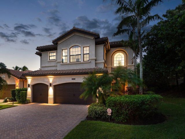 Home for sale at 16491 Gateway Bridge Drive - photo 6640860