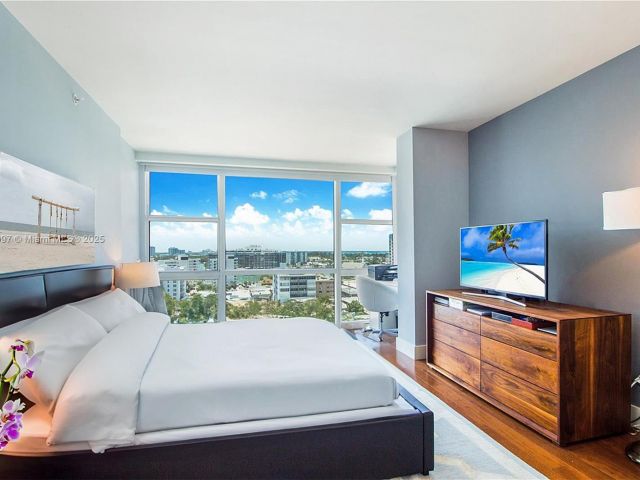 Apartment for sale  Unit #1101 - photo 6645110