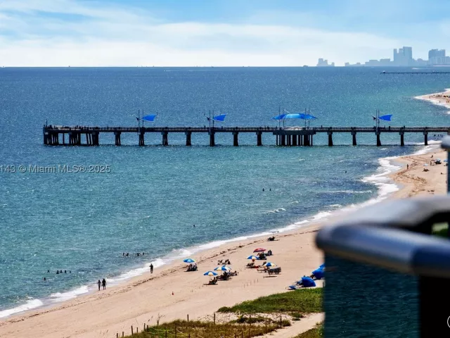 2-bedroom condo for rent in Pompano Beach - 900 N Ocean Blvd 1005 - MondialRealty