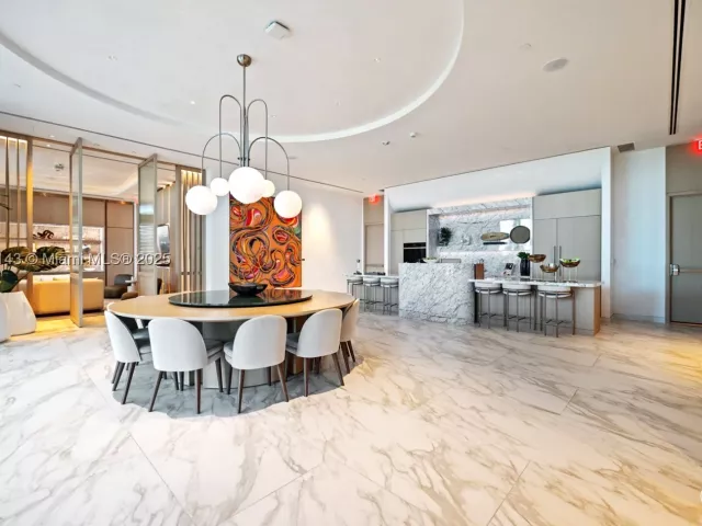 2-bedroom condo for rent in Pompano Beach - 900 N Ocean Blvd 1005 - MondialRealty