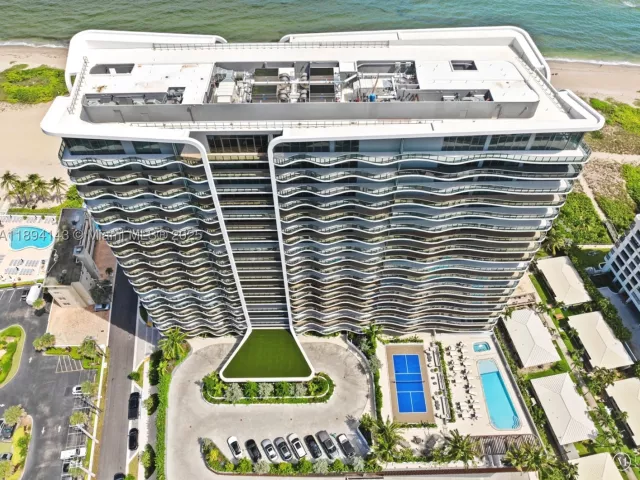 2-bedroom condo for rent in Pompano Beach - 900 N Ocean Blvd 1005 - MondialRealty