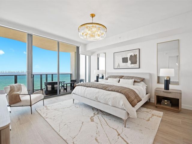 Apartment for rent  Unit #1005 - photo 6645784