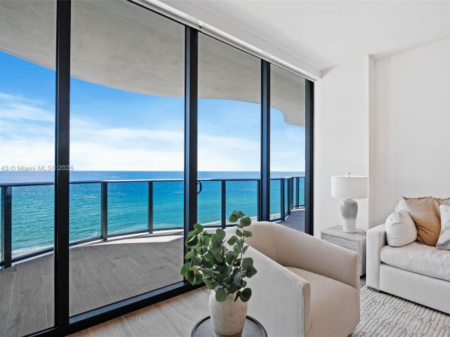 Apartment for rent  Unit #1005 - photo 6645785