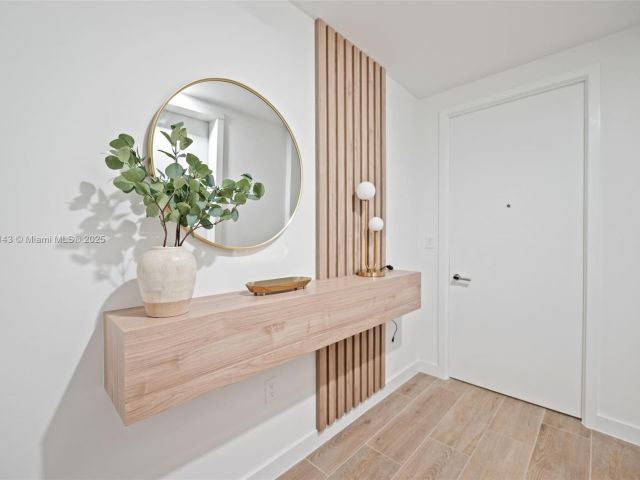 Apartment for rent  Unit #1005 - photo 6645794