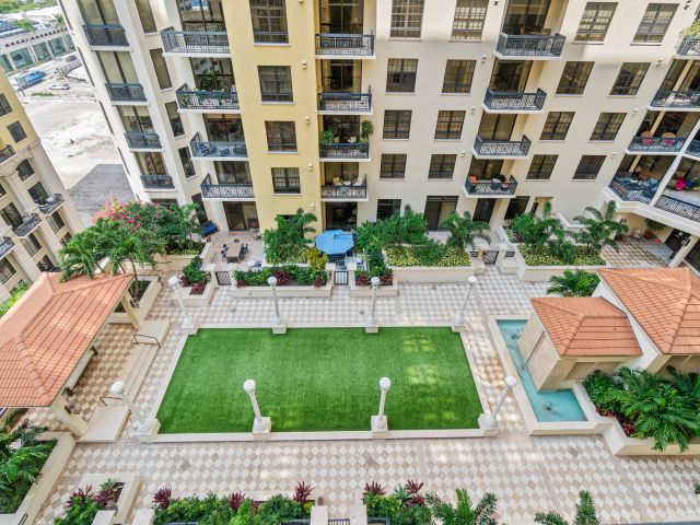 Apartment for rent  Unit #1014 - photo 6659881