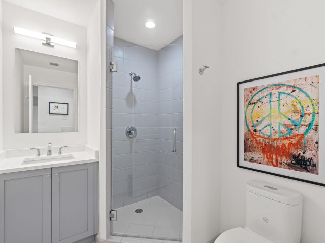 Apartment for rent  Unit #1014 - photo 6659887