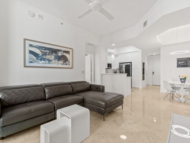 Apartment for rent  Unit #1014 - photo 6659892