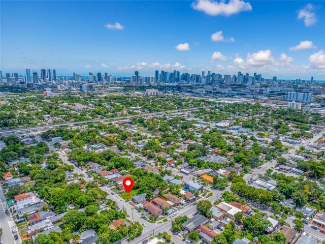 4-bedroom home for sale in Miami - 1376 NW 32nd St - MondialRealty