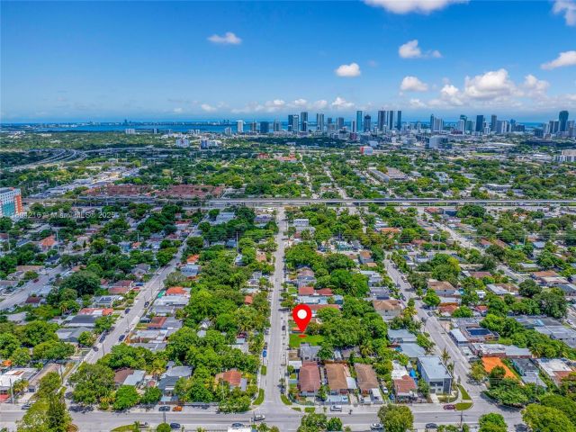 4-bedroom home for sale in Miami - 1376 NW 32nd St - MondialRealty