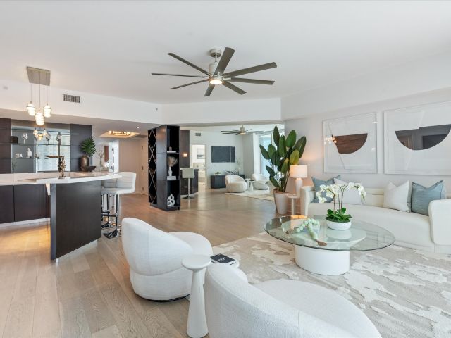 Apartment for sale  Unit #2406 - photo 6647273