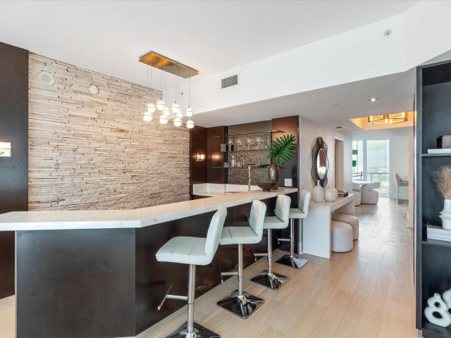 Apartment for sale  Unit #2406 - photo 6647277