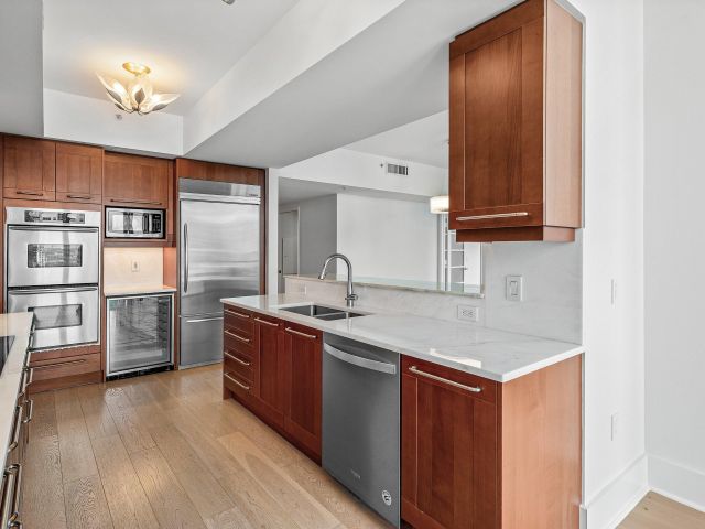 Apartment for sale  Unit #2406 - photo 6647279