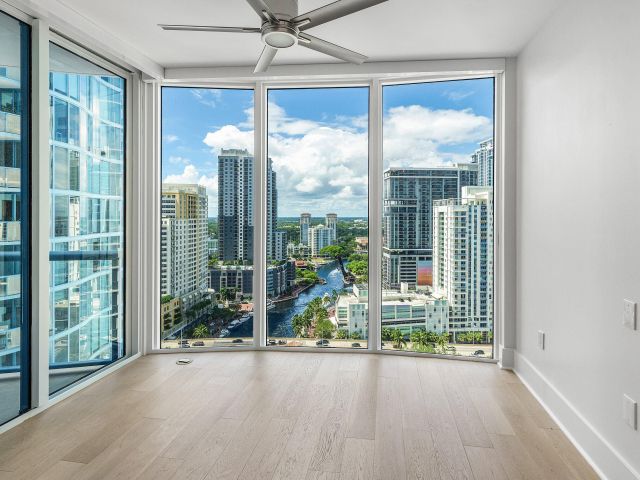 Apartment for sale  Unit #2406 - photo 6647289