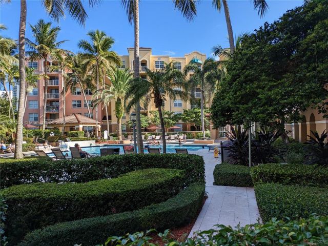 1-bedroom condo for rent in Aventura -  - MondialRealty