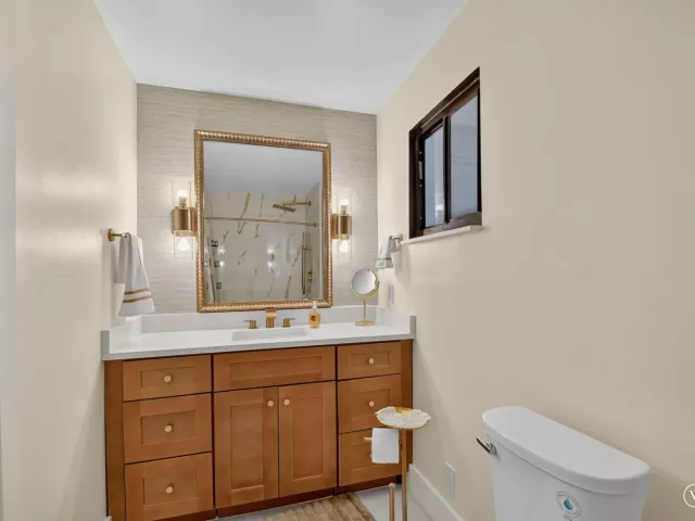 3-bedroom home for rent in West Palm Beach - 5008 Parker Avenue - MondialRealty