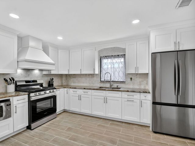 Home for rent at 5008 Parker Avenue - photo 6683346