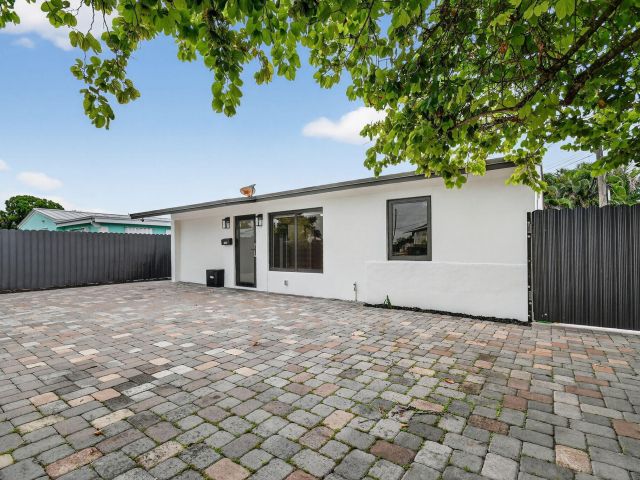 Home for rent at 5008 Parker Avenue - photo 6683352