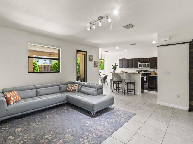 Home for sale at 11823 SW 151st Place - photo 6658426