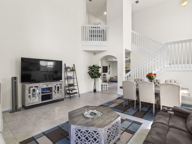 Home for sale at 11823 SW 151st Place - photo 6658431