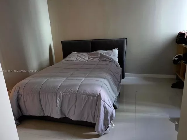 2-bedroom condo for sale in Miami - 488 NE 18th St 301 - MondialRealty