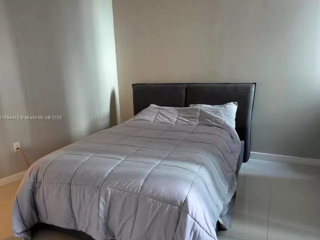 2-bedroom condo for sale in Miami - 488 NE 18th St 301 - MondialRealty