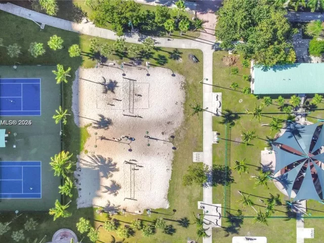 2-bedroom condo for sale in Miami - 488 NE 18th St 301 - MondialRealty