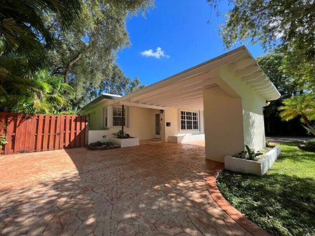 Home for rent at 2615 Mckinley Street - photo 6647053