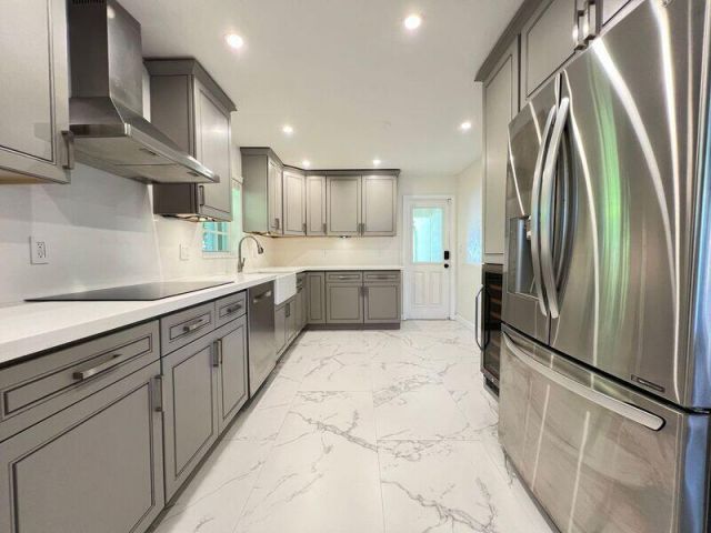 Home for rent at 2615 Mckinley Street - photo 6647055